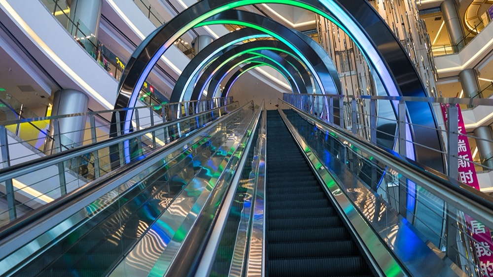 北京保潔公司：如何清潔電動扶梯，這里有方法！